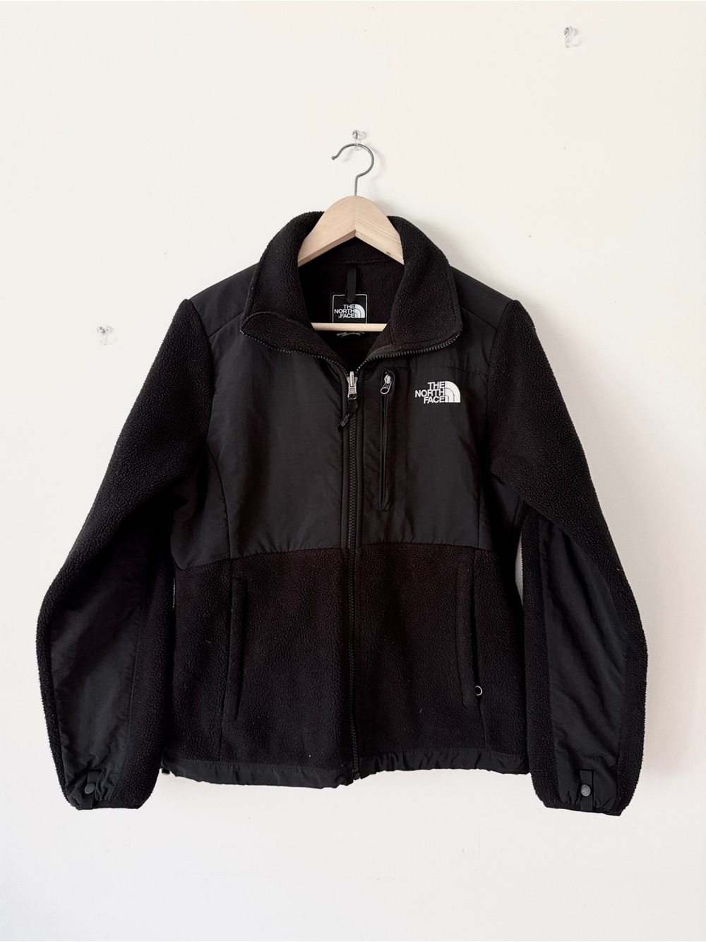 The North Face Women's Black Fleece Performance Jacket - Vintage TNF - Small